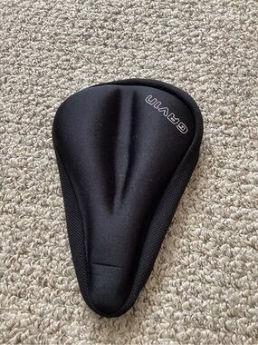 Brand New Padded Bicycle Seat Cover in Black